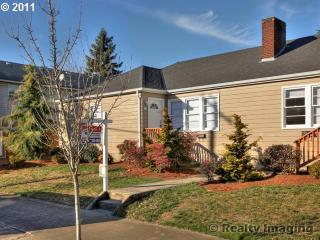 515 Jarrett St, Portland, OR 97211-3128