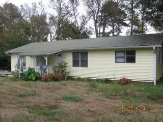 157 Ruben Dr, Calhoun, GA 30701-4716