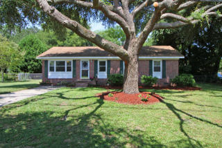 1007 Mount Vernon Dr, Charleston, SC 29412-9227