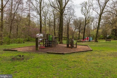 9111 Sligo Crk Pkwy, Silver Spring MD 20901-3361 exterior