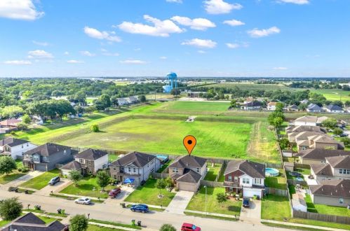 3514 Creole Bay Ln, Richmond TX 77471 exterior