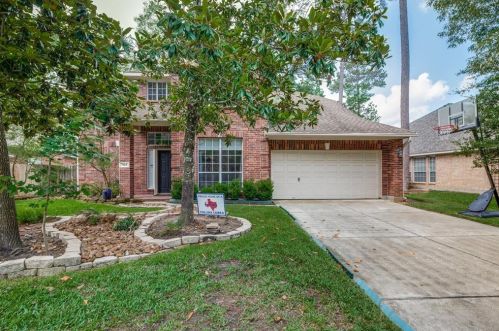 114 Hobbit Glen Dr, Conroe TX  77384-3853 exterior