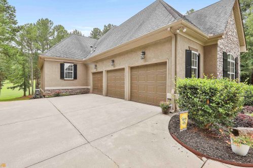35 Trellis Trce, Newnan, GA 30265-4139