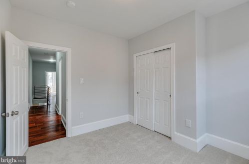 1628 23 St, Philadelphia PA 19145-2700 exterior