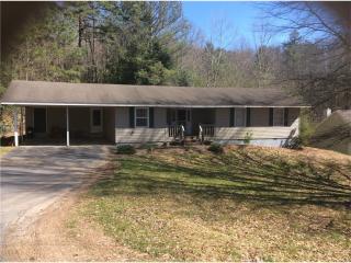 75 Pine St, Ellijay, GA 30540-5544