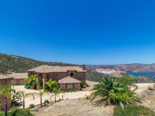 12795 Vicente View Dr, Lakeside, CA 92040-5910