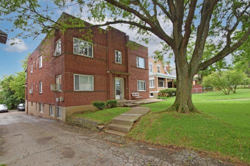 2926 Harrison Ave, Cincinnati OH  45211-6753 exterior
