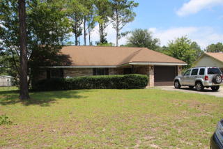 808 Mandarin Dr, Hinesville, GA 31313-6301
