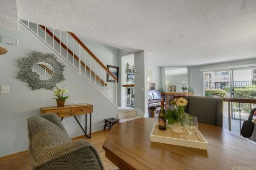 5536 Las Virgenes Rd, Calabasas, CA 91302-1086
