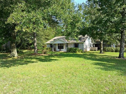 5888 Pine Hill Dr, Kountze, TX 77625-7214