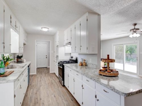 5605 Wimbleton Way, Fort Worth TX 76133-2814 exterior