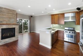 102 Mary Teresa St, San Francisco CA  94134-2476 exterior