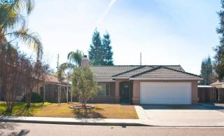 3401 Sanders Ct, Visalia, CA 93292-4011
