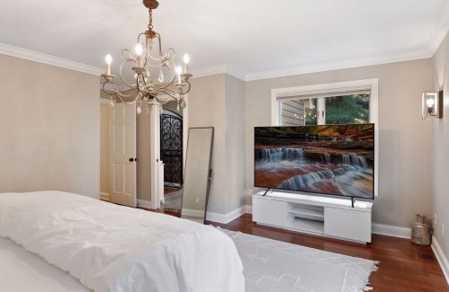 8932 Hunters Trl, Saint Paul MN  55125-9182 exterior