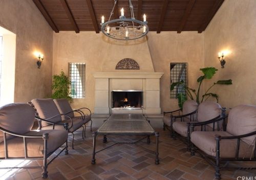 74 Bower Tree, Irvine CA  92603-0104 exterior