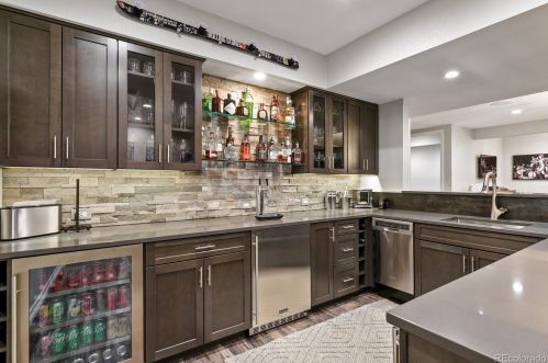 6374 Kewaunee Way, Aurora CO 80016-4310 exterior