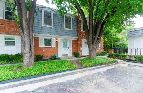 1315 Roaring Springs Rd, Fort Worth TX  76114-4492 exterior