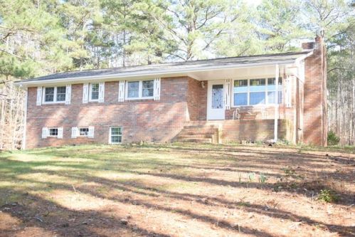 4000 Haywood Valley Rd, Armuchee, GA 30105-4106