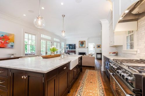 1439 Emory Rd, Atlanta GA  30306-2407 exterior