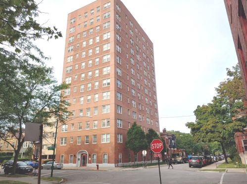5400 Harper Ave, Chicago, IL 60615-5554