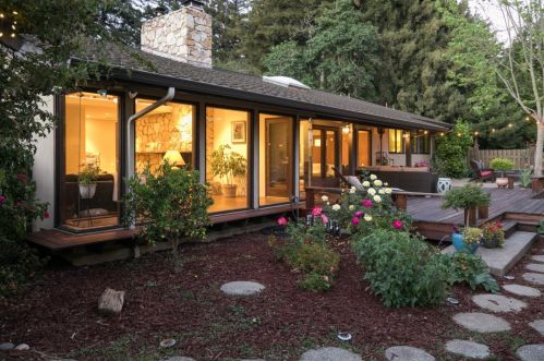 23060 Evergreen Ln, Los Gatos, CA 95033-9219