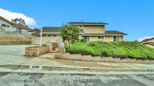 3122 Mesa Verde Dr, Burbank, CA 91504-1635