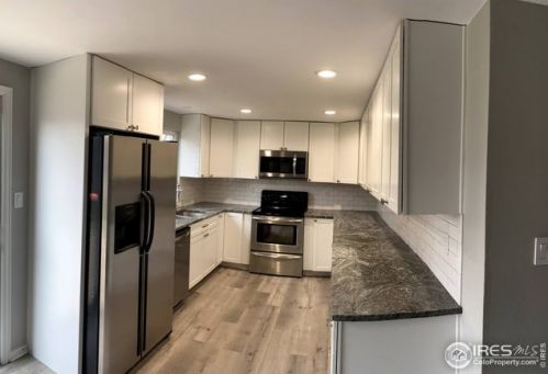 3267 Gunnison Dr, Fort Collins CO  80526-2760 exterior