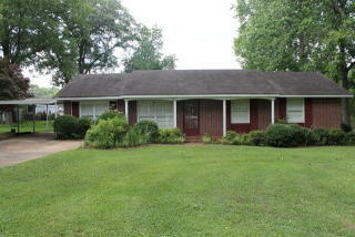 610 Valley Dr, Americus, GA 31709-4453