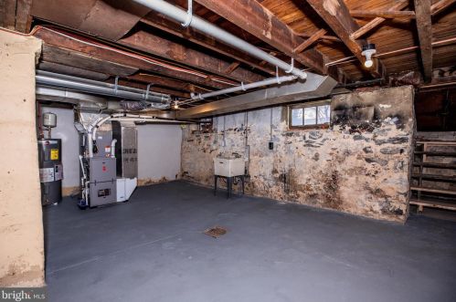 307 Ross St, Lancaster PA  17602-1941 exterior