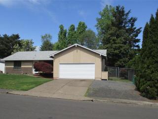 12335 Berryhill Ln, Beaverton, OR 97008-6941