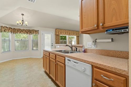 2431 Arbor Ct, Irving TX  75060-6568 exterior