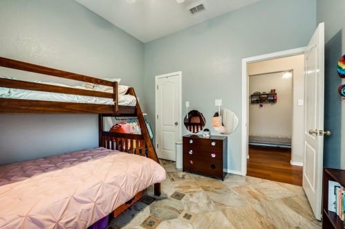 9104 Tyne Trl, Fort Worth TX  76118-7313 exterior