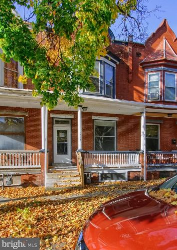 264 Peffer St, Harrisburg, PA 17102-2115