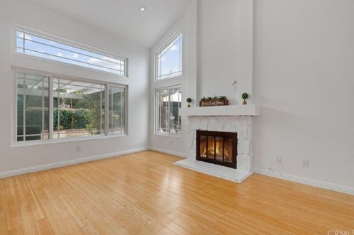 2 Wadsworth, Irvine CA  92620-3722 exterior