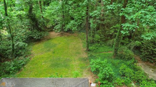 119 Le Brun Rd, Atlanta, GA 30342-4111