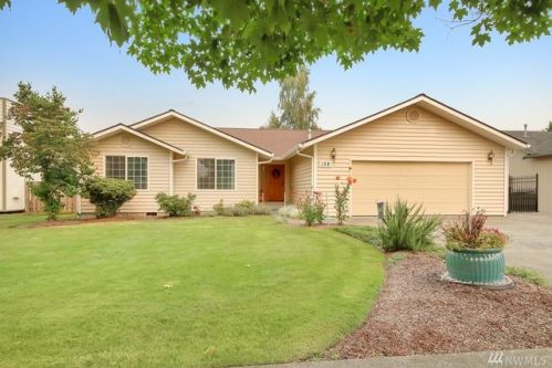 158 Park Ave, Buckley, WA 98321-5800
