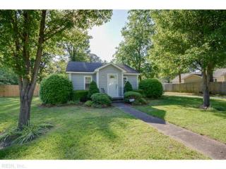 905 Oklahoma Dr, Chesapeake, VA 23323-4705