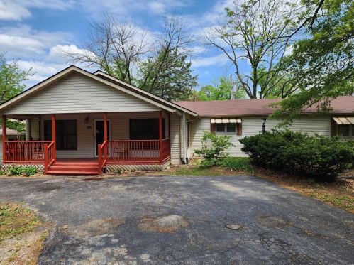 7948 Forest Hills Dr, Dittmer, MO 63023-1915
