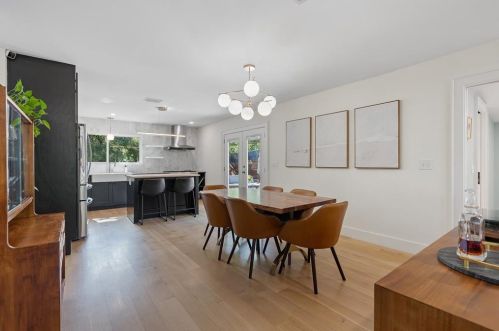 5101 Creekline Dr, Austin TX  78745-2224 exterior