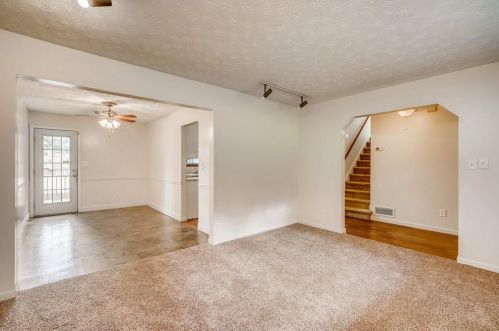 202 Farmbrook Pkwy, Stockbridge GA  30281-1157 exterior