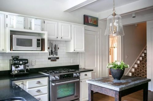 82 Huntington Rd, Atlanta GA  30309-1546 exterior