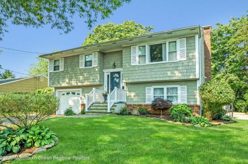 1103 Comanche Ave, Point Pleasant Beach, NJ 08742-3416