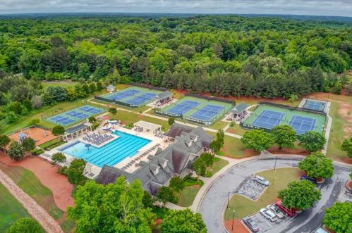 2224 Cotton Gin Row, Jefferson GA  30549-8819 exterior