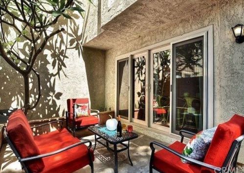 987 Lamark Ln, Anaheim CA  92802-3420 exterior