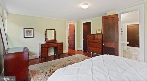 7125 Poplar Ave, Silver Spring MD 20912-4675 exterior