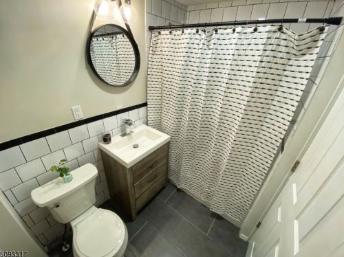 8 York St, Paterson NJ  07524-1917 exterior