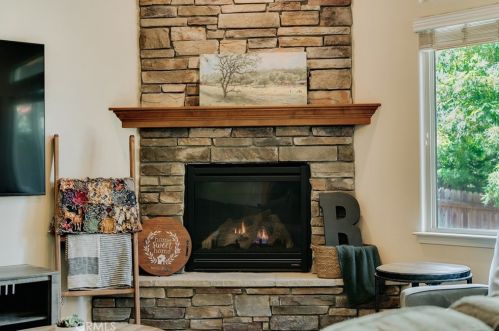 1968 Bancroft Dr, Chico, CA 95928-8946