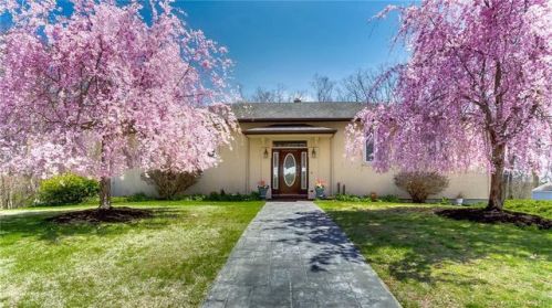 38 High St, Wallingford CT  06492-2245 exterior
