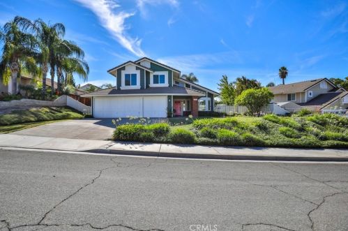 1602 Tonia Ct, Riverside, CA 92506-5345