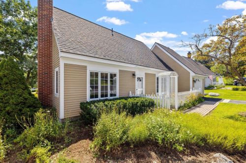 55 Garden Cir, Laconia, NH 03246-2050